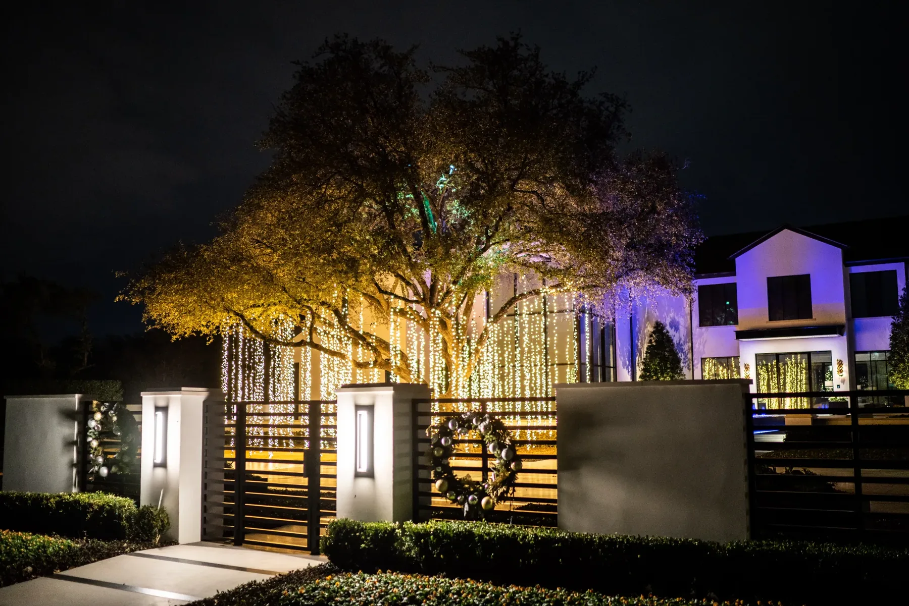 Architectural entry & landscape lighting in the Corpus Christi area